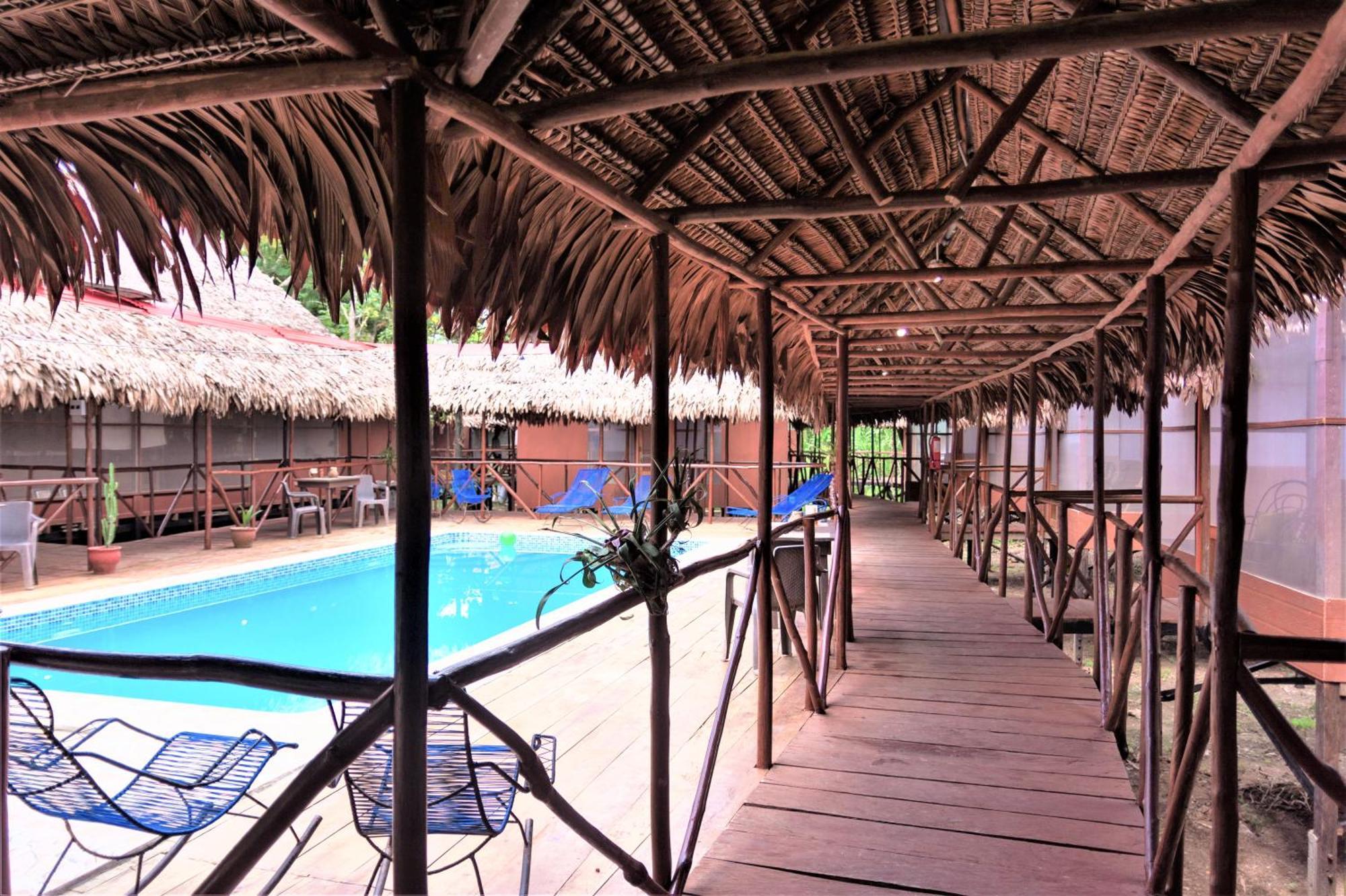 Avatar Amazon Lodge & Canopy Park Santa Teresa  外观 照片